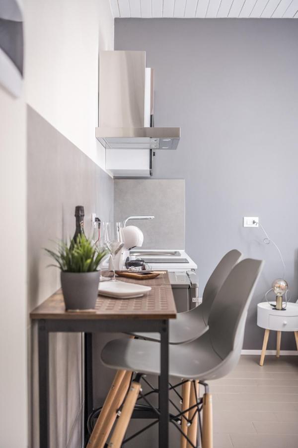 Suite 649 Mono Con Terrazzo Modena Eksteriør billede