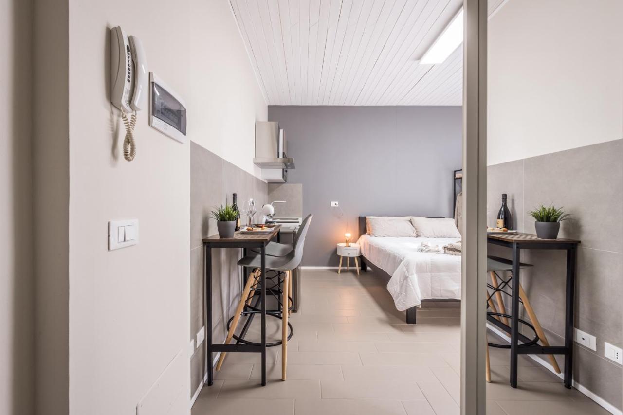 Suite 649 Mono Con Terrazzo Modena Eksteriør billede
