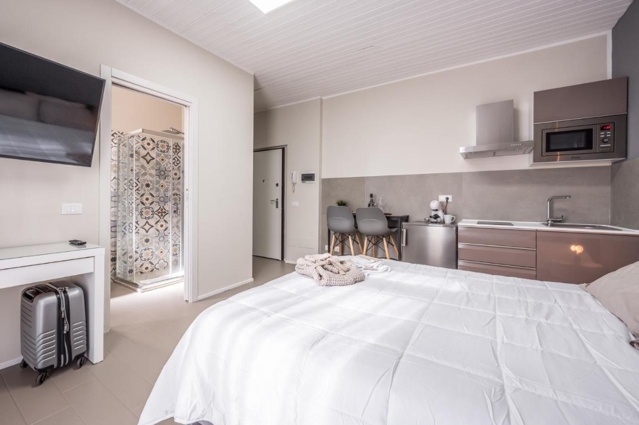 Suite 649 Mono Con Terrazzo Modena Eksteriør billede
