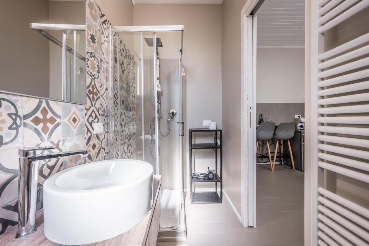 Suite 649 Mono Con Terrazzo Modena Eksteriør billede