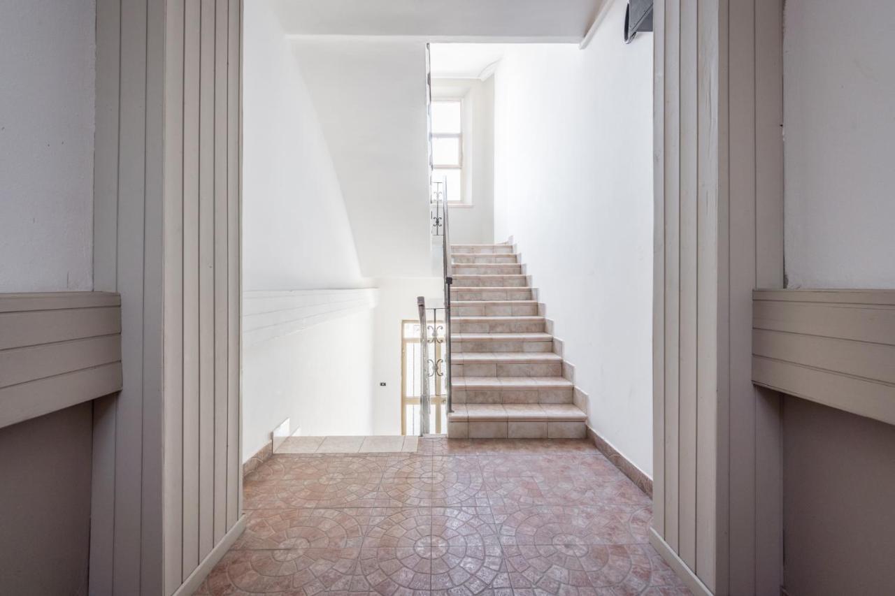 Suite 649 Mono Con Terrazzo Modena Eksteriør billede